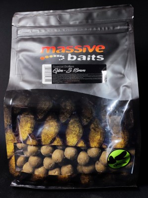 Massive Baits GLM-S, kulki z małżą 18mm, Green Lipped Mussel Extract, kulki GLM Essential, Massive Baits Special Boilies, przynęty na karpia ze spiruliną, mączka LT94, kulki z efektem crunch, najlepsze kulki na karpia małża