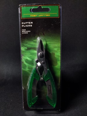 PB Products Cutter Pliers, nożyczki do plecionki karpiowej, ostre nożyczki wędkarskie, akcesoria karpiowe PB Products, nożyczki ze sprężyną, przecinanie plecionki w otulinie, narzędzia do wiązania przyponów, stal nierdzewna nożyczki wędkarskie.