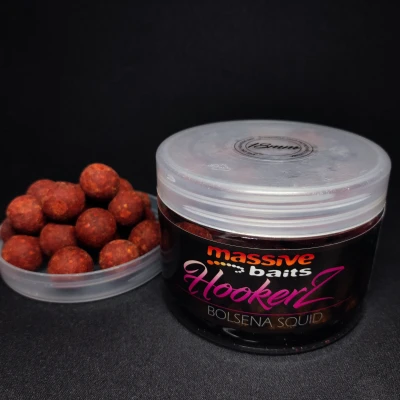 Massive Baits HOOKERZ, Bolsena Squid 18mm, kulki hakowe kałamarnica, utwardzone kulki karpiowe, przynęta na karpia Squid, Massive Baits Bolsena, kulki hakowe 300ml